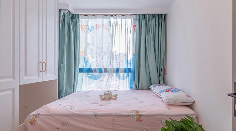 现代轻奢三居室，精致金属与大理石的浪漫邂逅-21