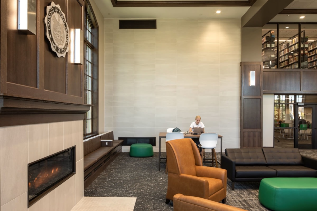 北达科他大学 chester fritz 图书馆丨美国大福克斯丨Stantec-17