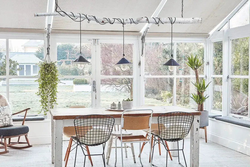 伦敦明亮当代风格别墅设计-19