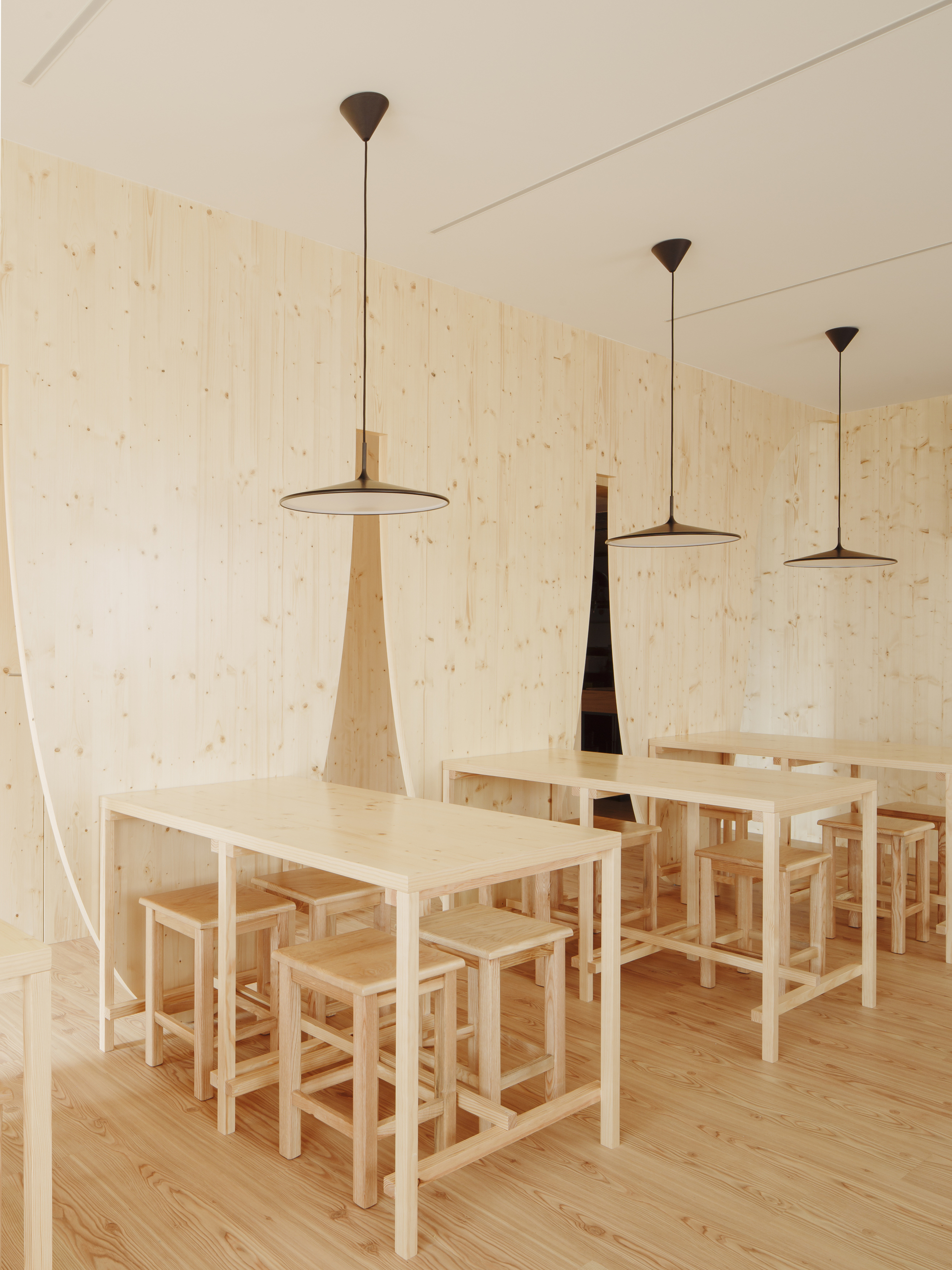 Tarouca Gastro Bar 餐厅丨葡萄牙丨Bruno Dias Arquitectura-30