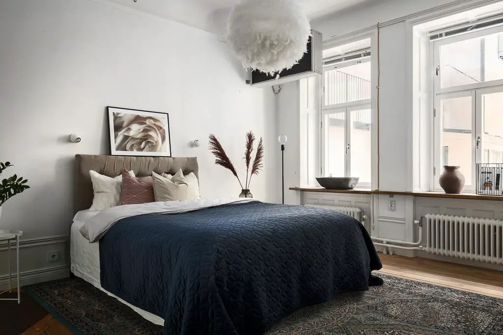 融合古典与现代的瑞典公寓设计-13