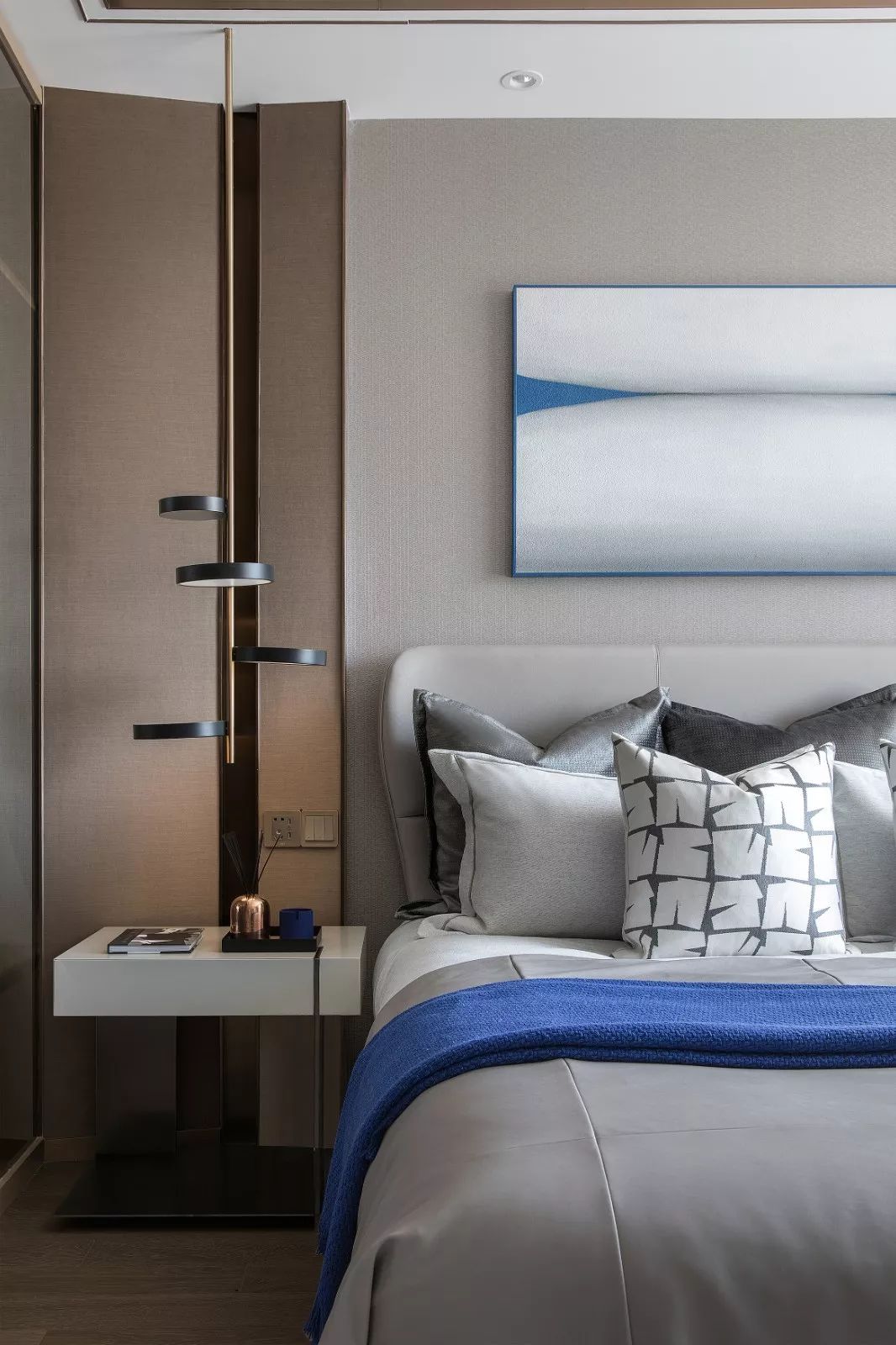 克莱因蓝,Color Visual-89