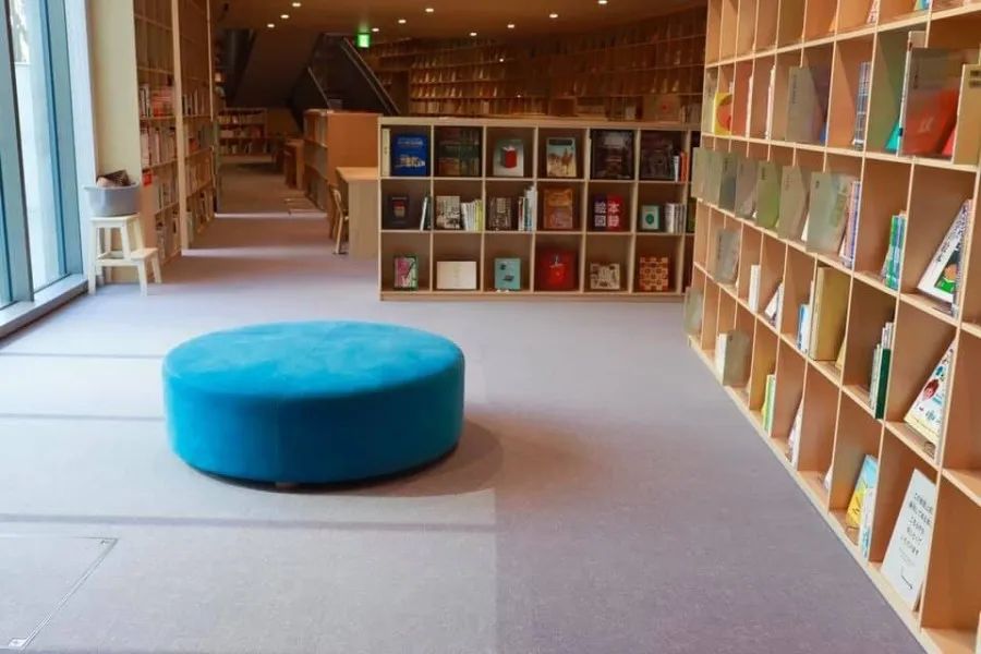 安藤忠雄不仅给孩子们一个阅读森林岛，还首次设计了儿童绘本！-17