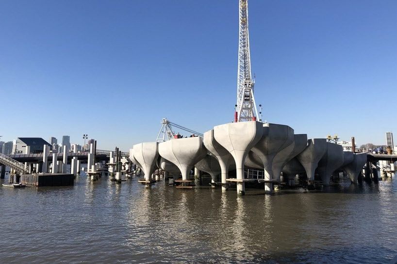 纽约港 55 号码头公园 · Heatherwick 工作室的绿色公共空间-4