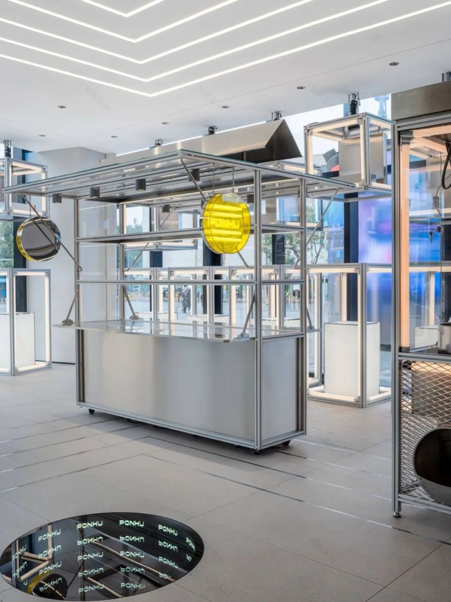 奢华中转站 · 重塑空间与客户价值的现代零售店-6