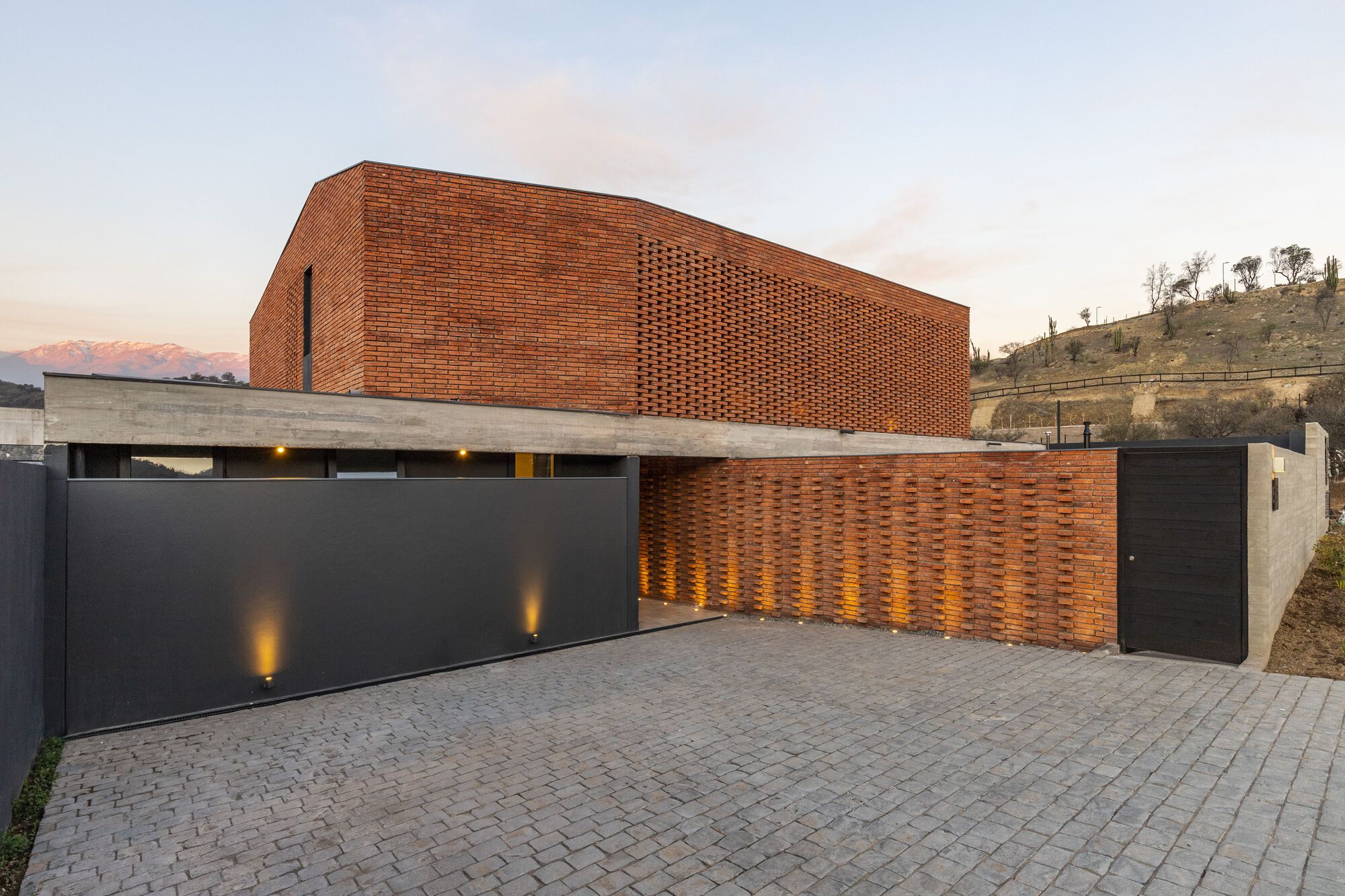 伊瓦涅斯·孔查之家丨智利丨elton_léniz-15