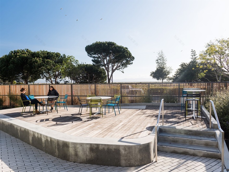 美国Exelixis行政总部和行政大楼周围景观-2