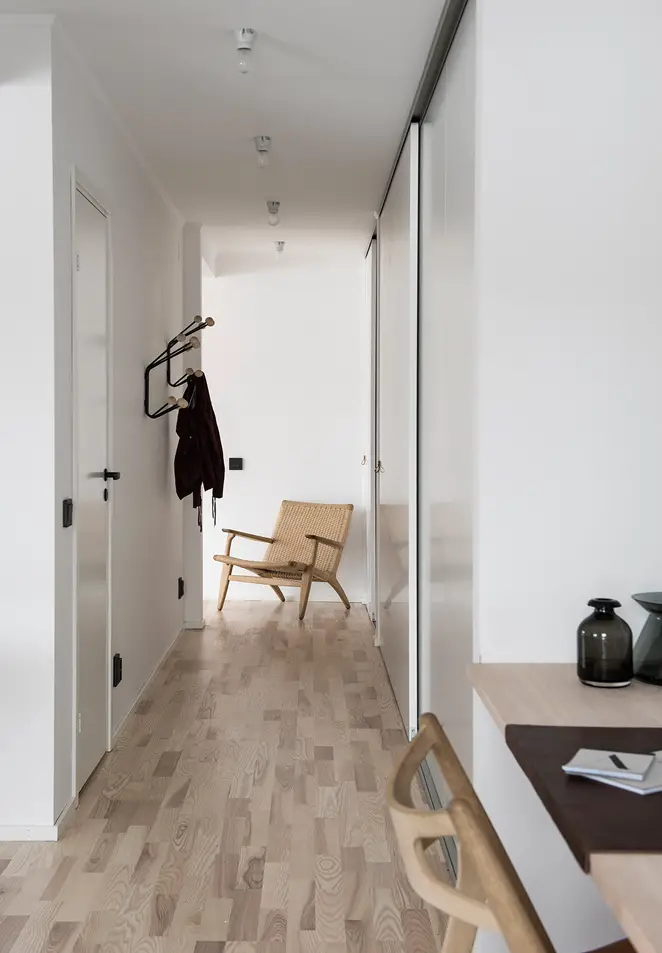 瑞典现代风格住宅，开放厨房与步入式衣橱-7