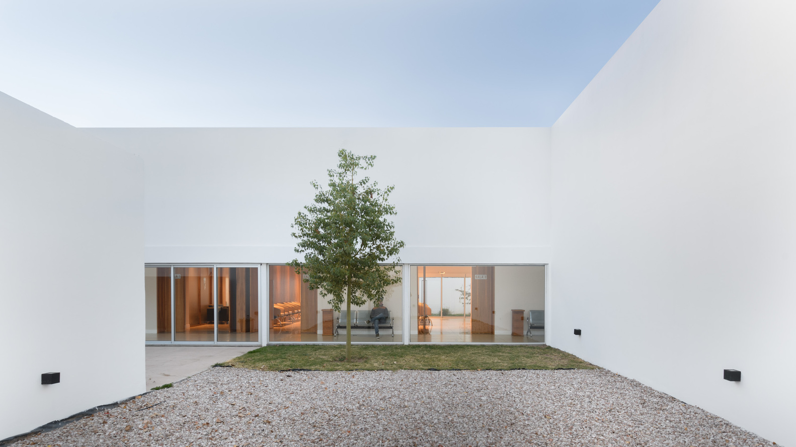 阿根廷 VR Rooms · 温暖与自然的丧葬空间丨Donnelly+Estévez Arquitectos-7