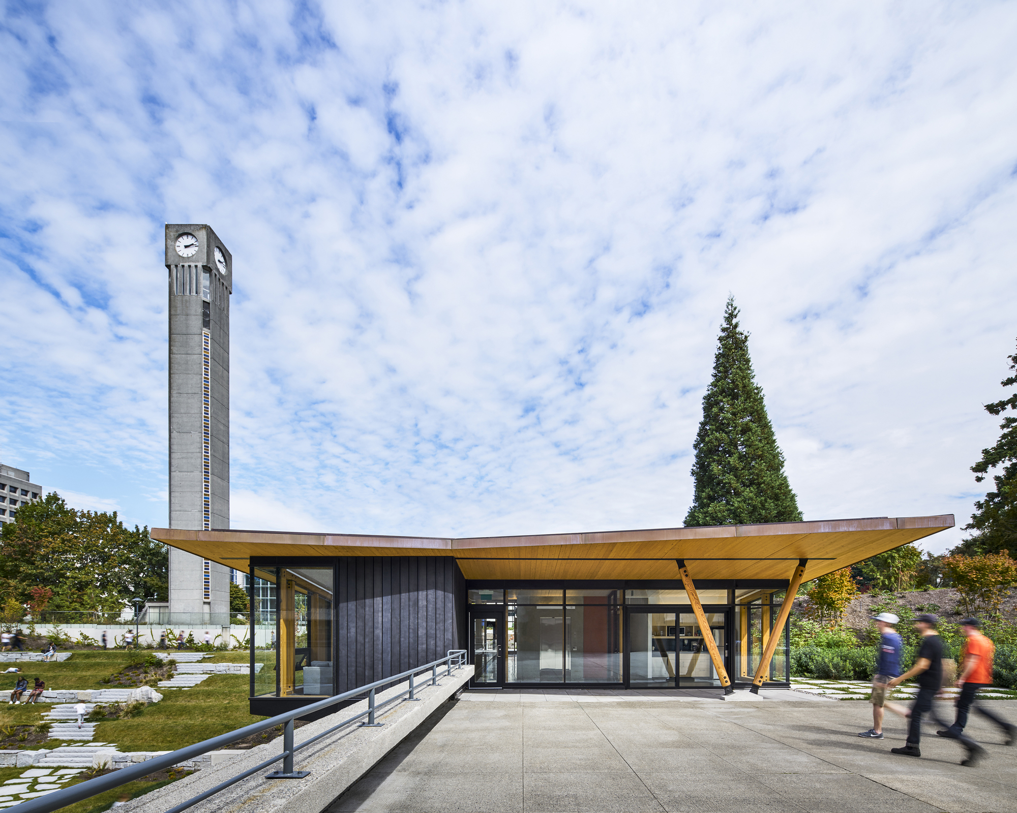 Indian Residential School History and Dialogue Centre / Formline Architecture + Urbanism-33