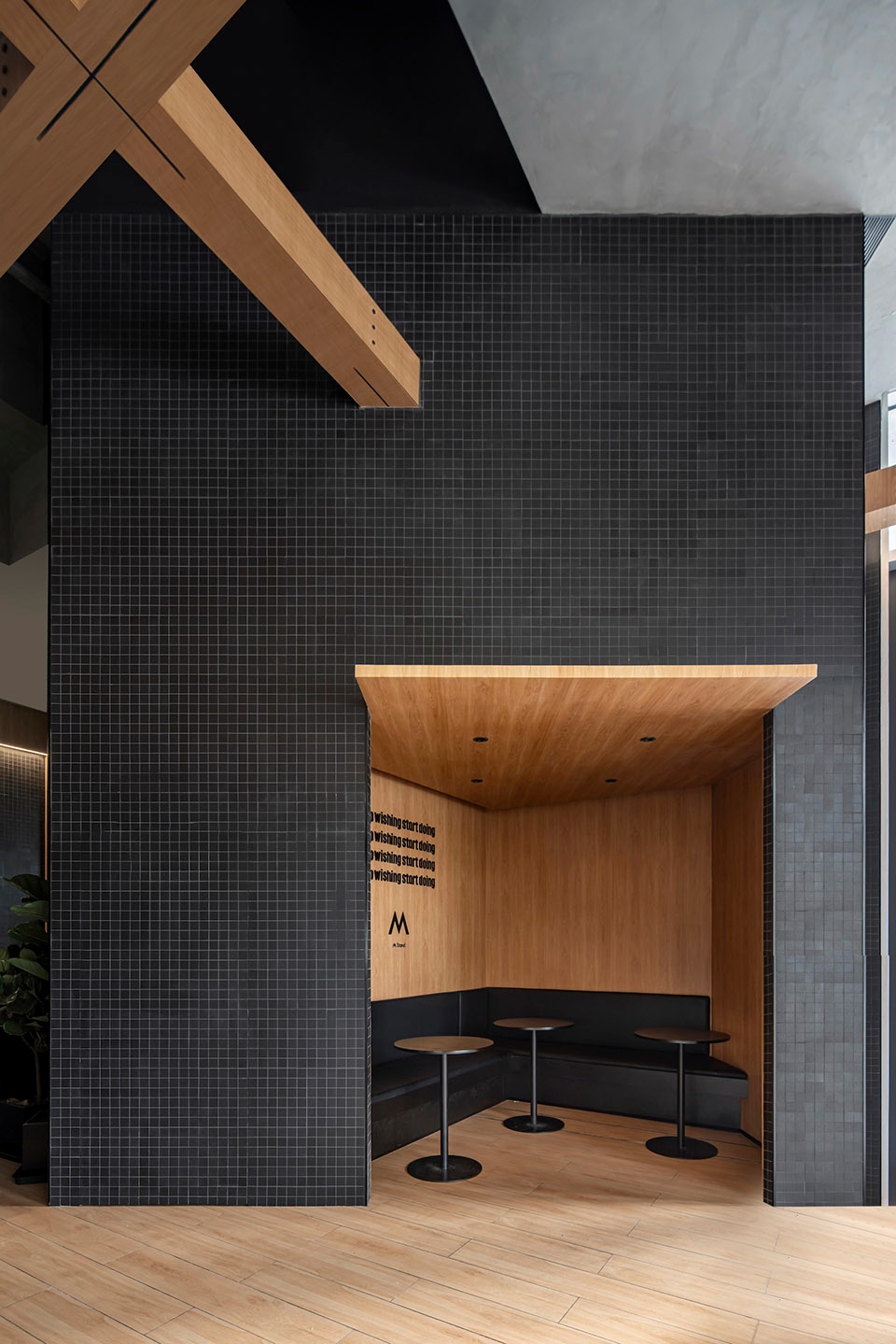 咖啡店 / Mstand济南万象城店丨中国济南丨WBS里外工作室-13