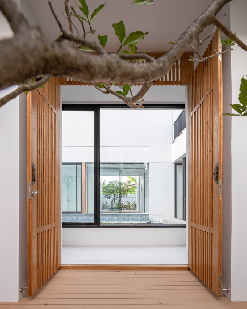曼谷郊区诗意空间 · 多庭院住宅-24