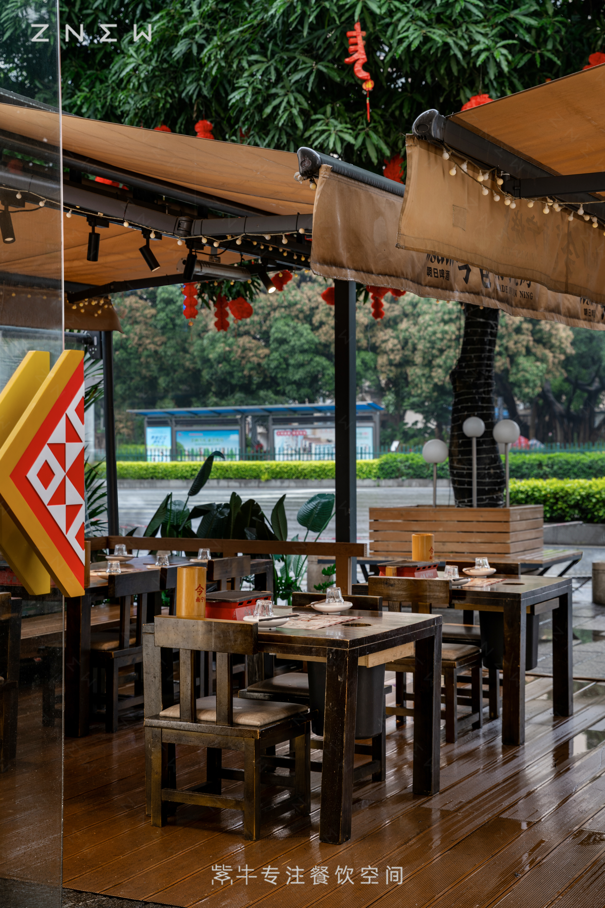 今邕南宁烧烤（三街两巷店）丨中国南宁丨紫牛餐饮空间设计-18