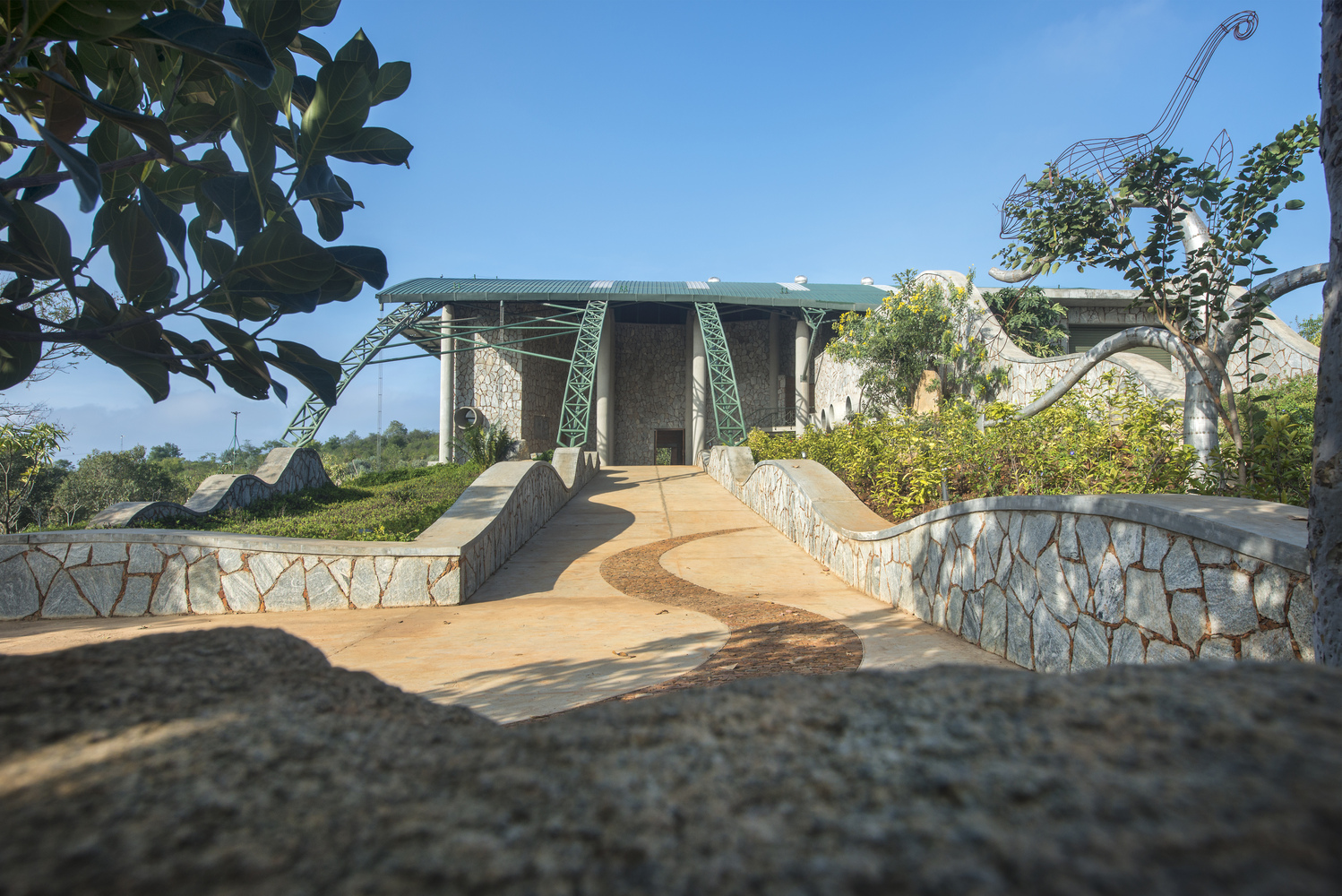 Auditorium in Agastya International Foundation  Mistry Architects-34