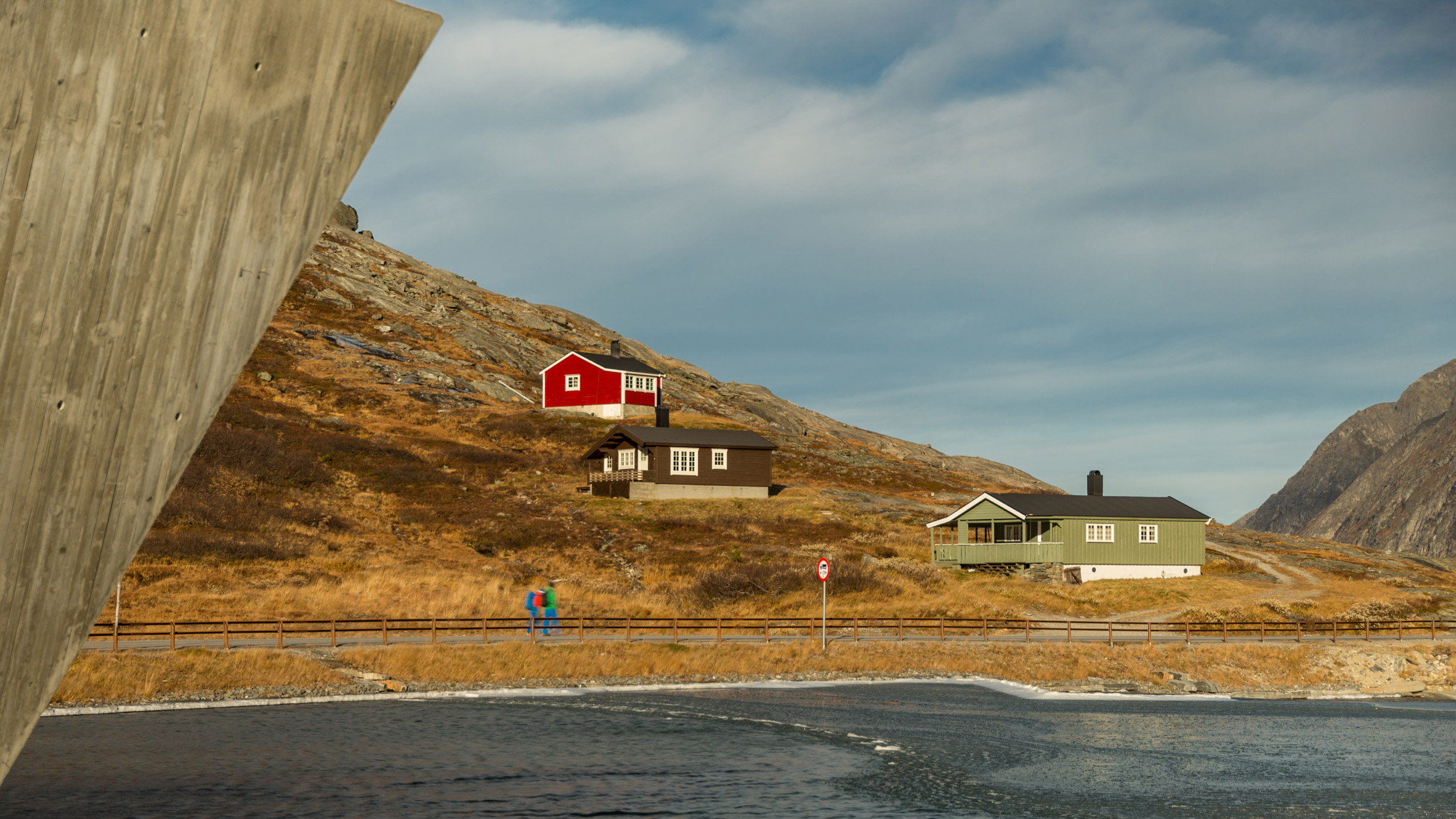 Timelapse movie captures Trollstigen Visitor Centre in Norwegian mountains-11