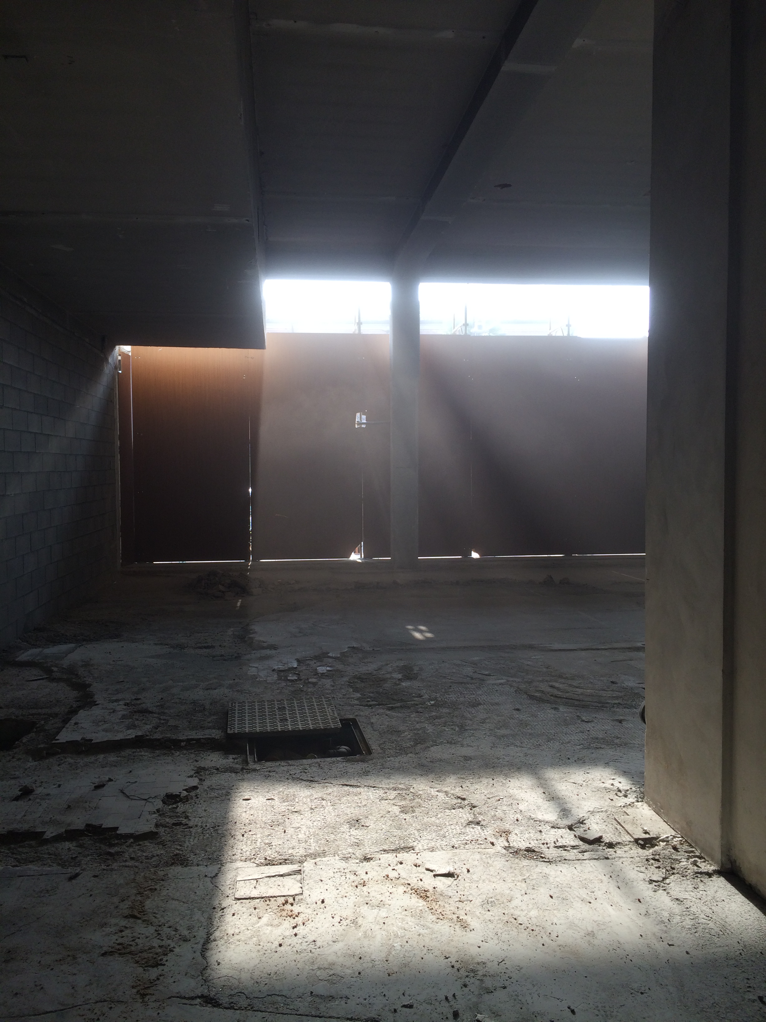 Cosmo L'edicolacaffè 现代商业空间设计-1