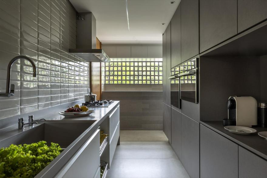 回归 60 年代的宁静 | 巴西公寓 308.c 的温馨设计-7