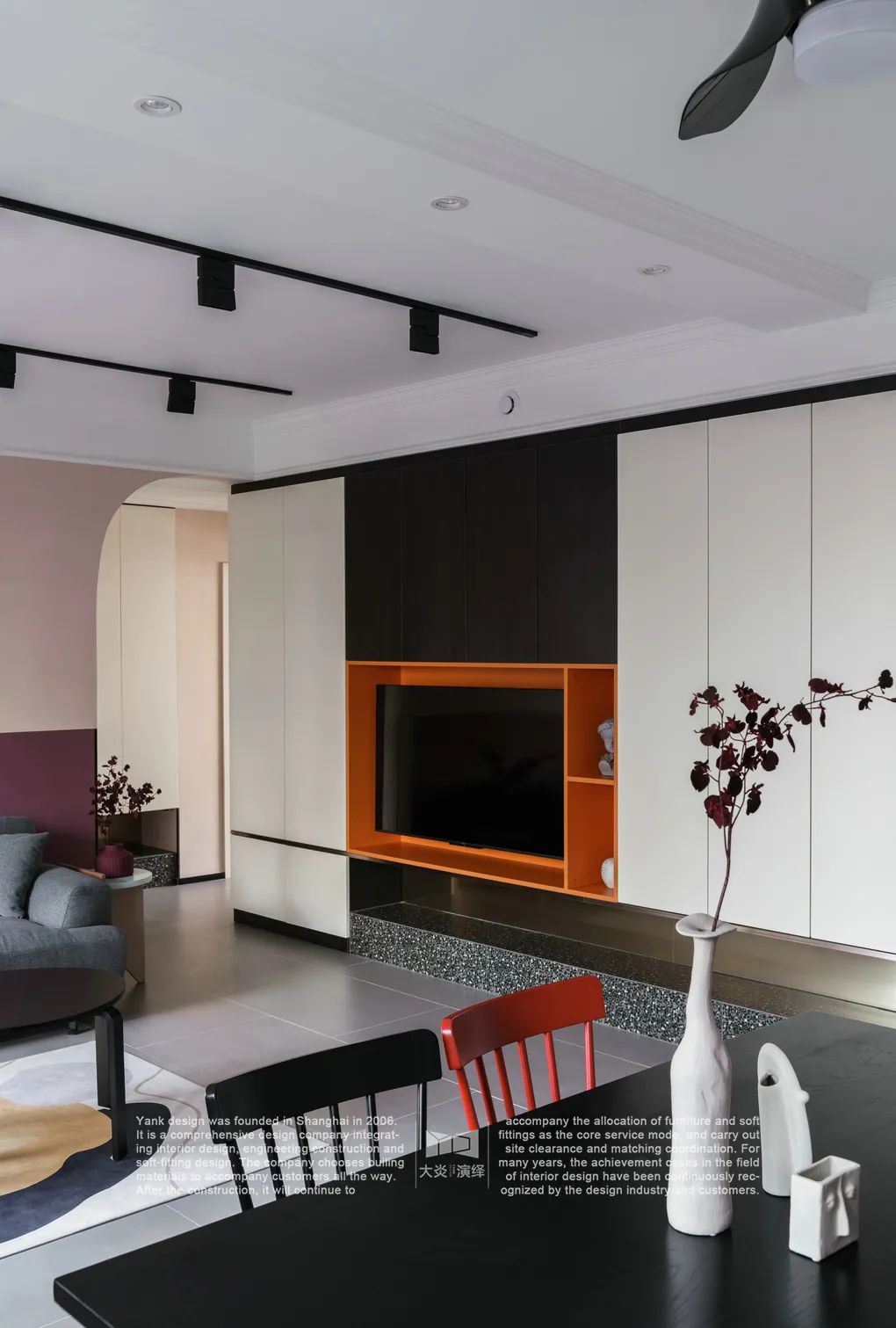 上海 102 平北欧风之家,粉色++ 白色++ 黑色大胆用色,储物空间超强-44