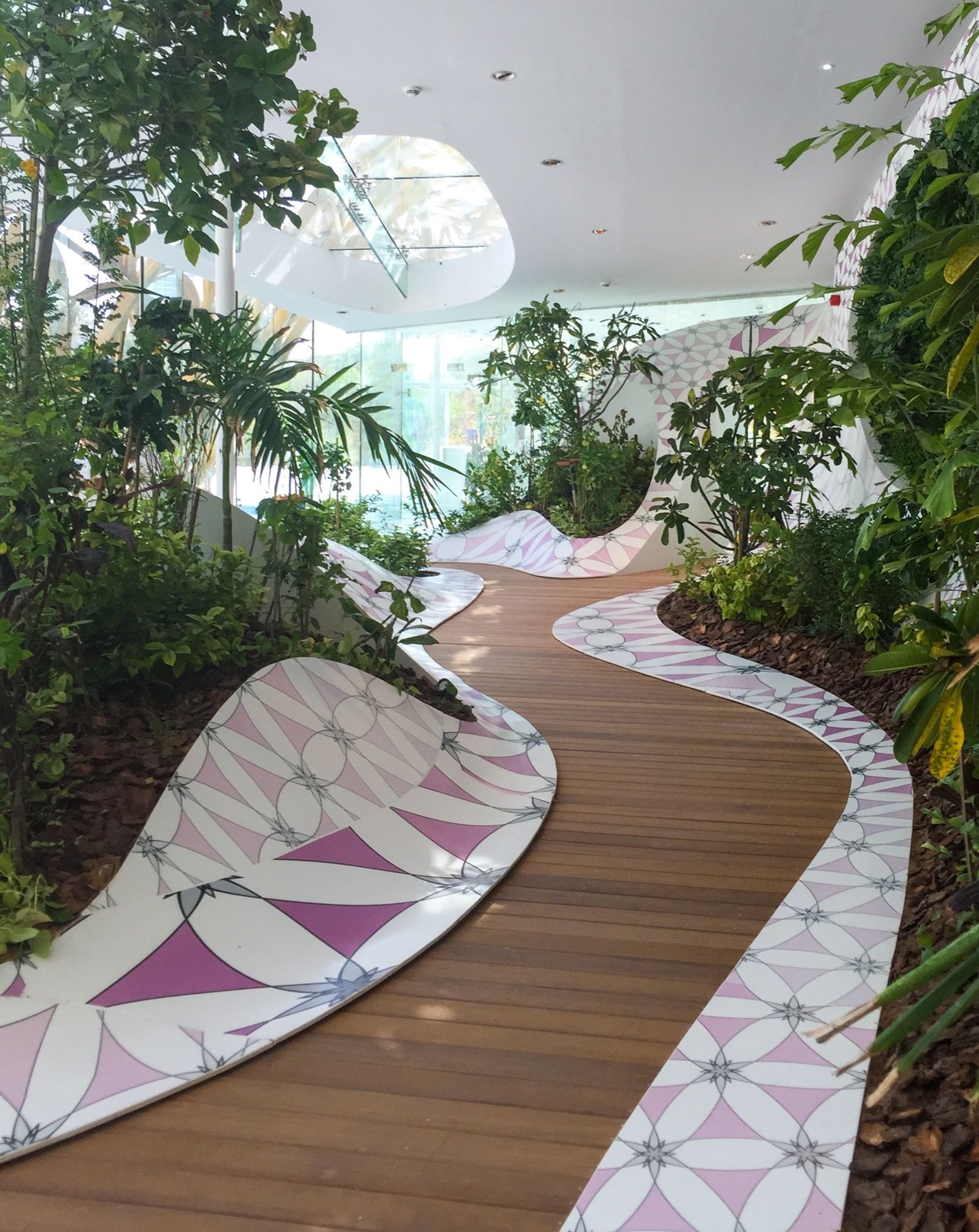 金叶嵌彩蝶——3deluxe 打造的中东热带雨林秘境-27