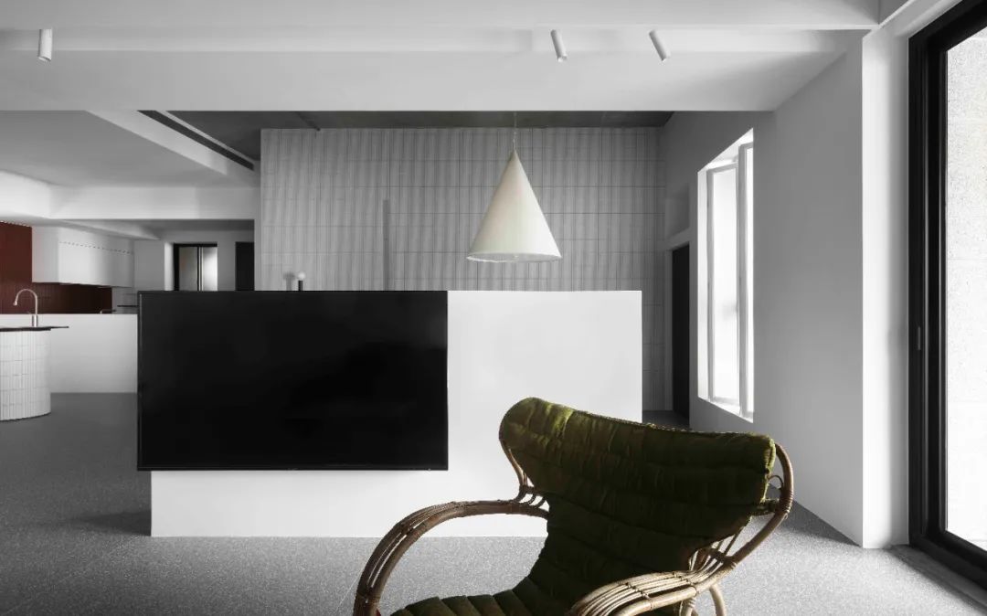 和谐共生 · 平静祥和空间设计丨地所设计-17