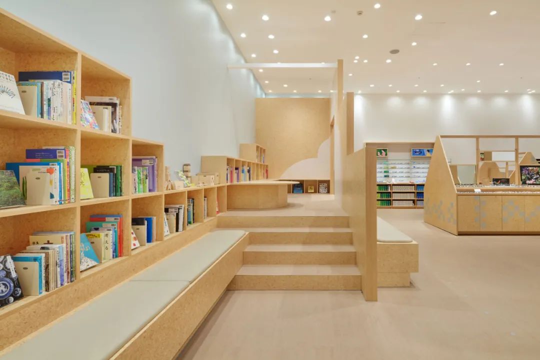 JINS 新店设计丨日本丨成濑猪熊建筑事务所-33