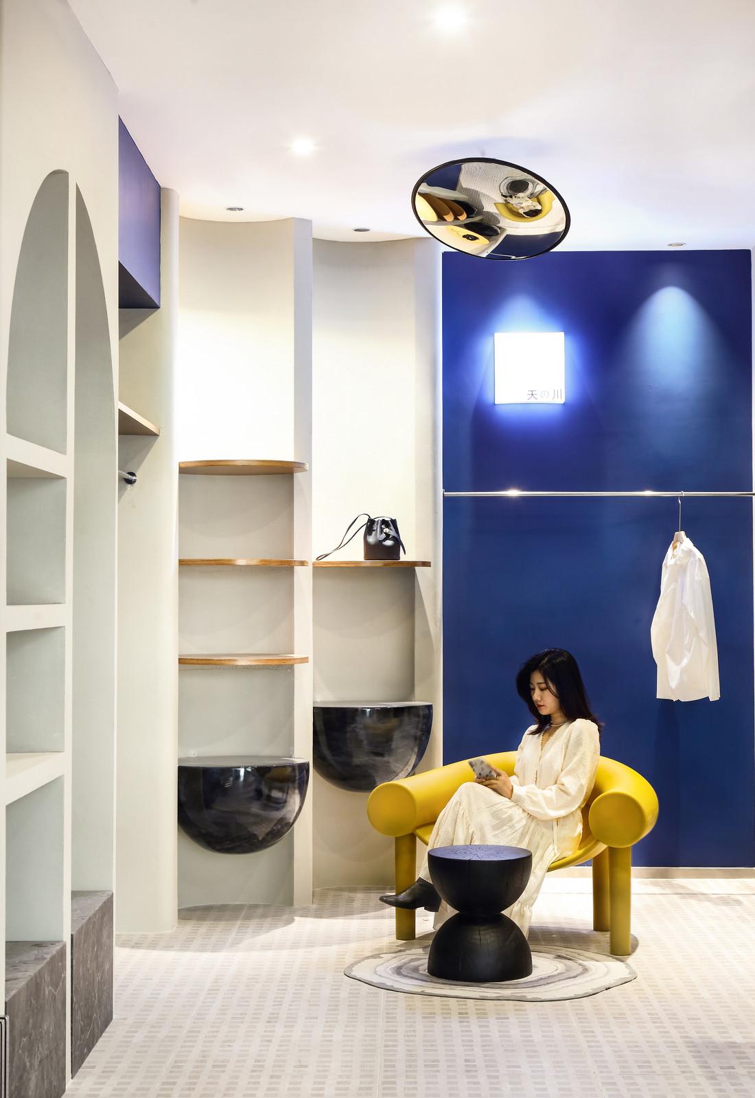 《星河》买手店 | 梦幻星辰,购物新体验-3