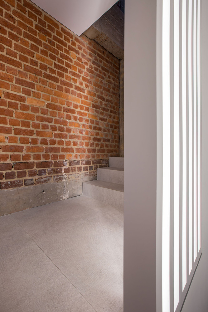 比利时布鲁塞尔 Brickwall 排屋翻新-44