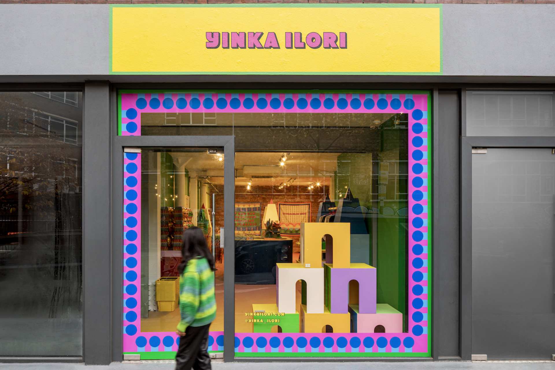 伦敦彩绘空间 | 设计师 Yinka Ilori 的社区培育 Pop-up 商店-16