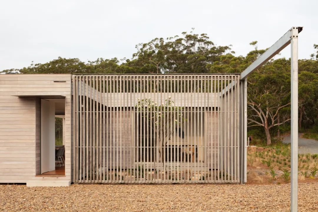 庭院住宅 · 现代离网乡村家园丨澳大利亚丨勾勾手设计网-15