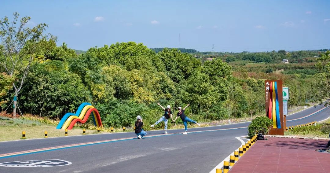 溧阳 1 号公路神女湖驿站丨中国江苏丨上海亦境建筑景观有限公司,上海交通大学设计学院风景园林研究所-30