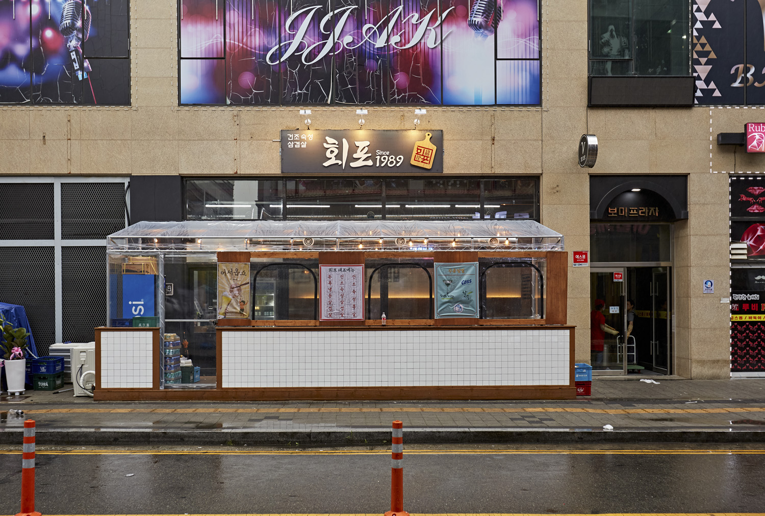 20 平小户型现代简约设计，明亮照明点睛之作-2