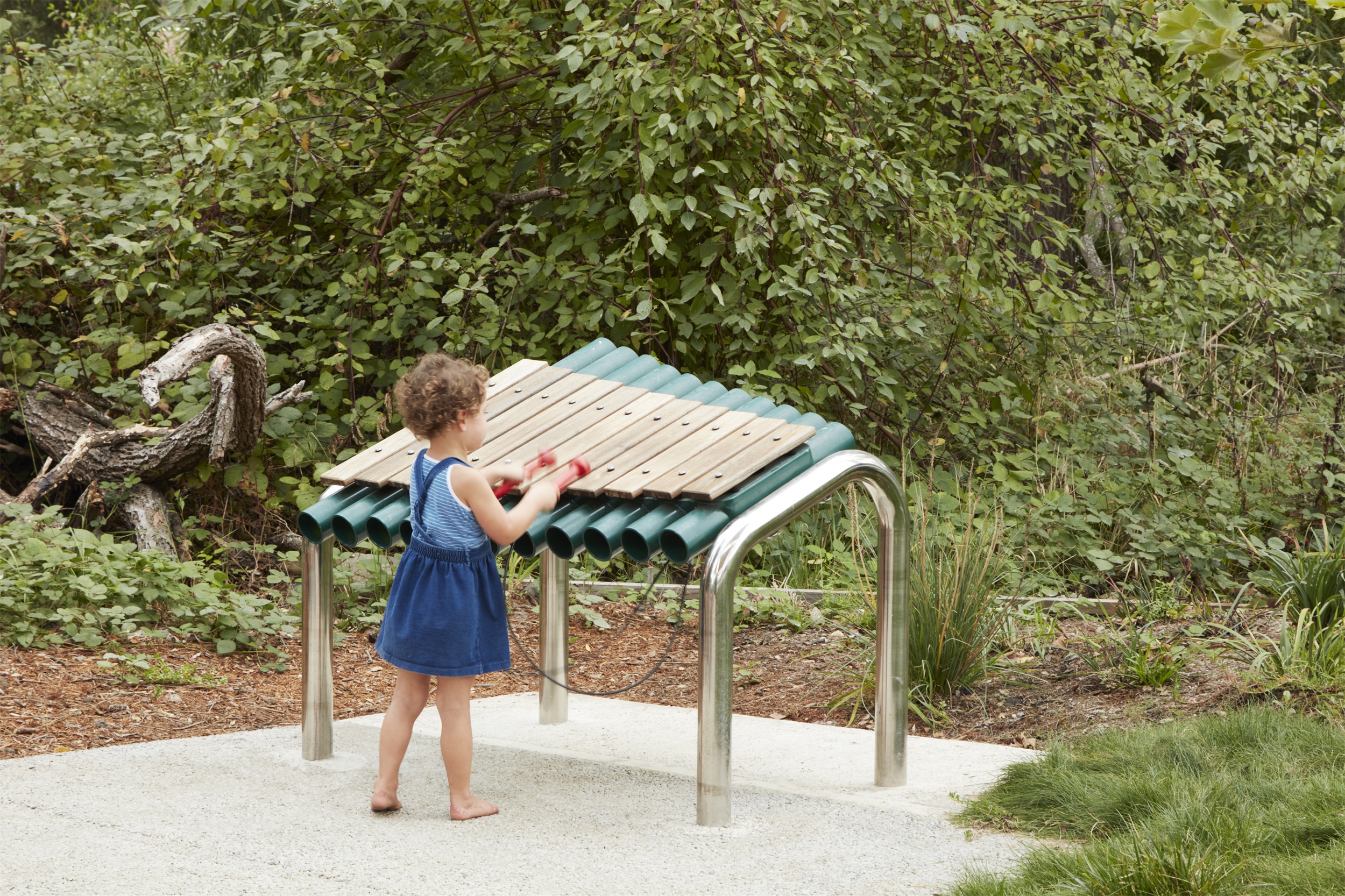 费尔顿图书馆探索公园 | 创新户外空间,环境与教育并重-22