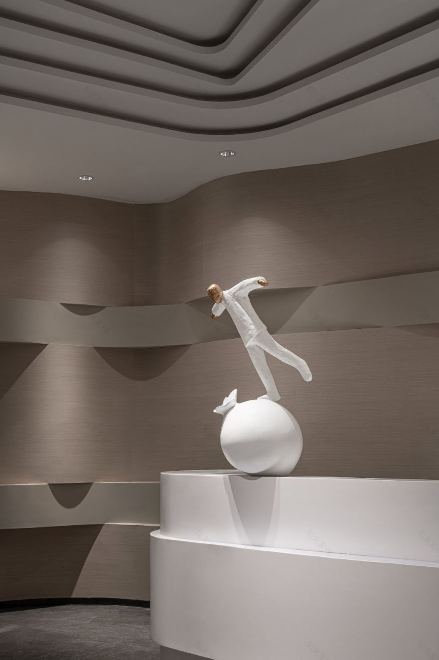 500㎡木色质感空间,演绎生动轻灵的魅力! | 孙文设计事务所-1