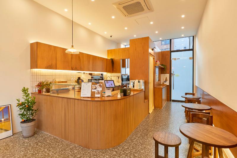 简约 12 坪咖啡厅，展现 IBO&Woodton 设计魅力-5