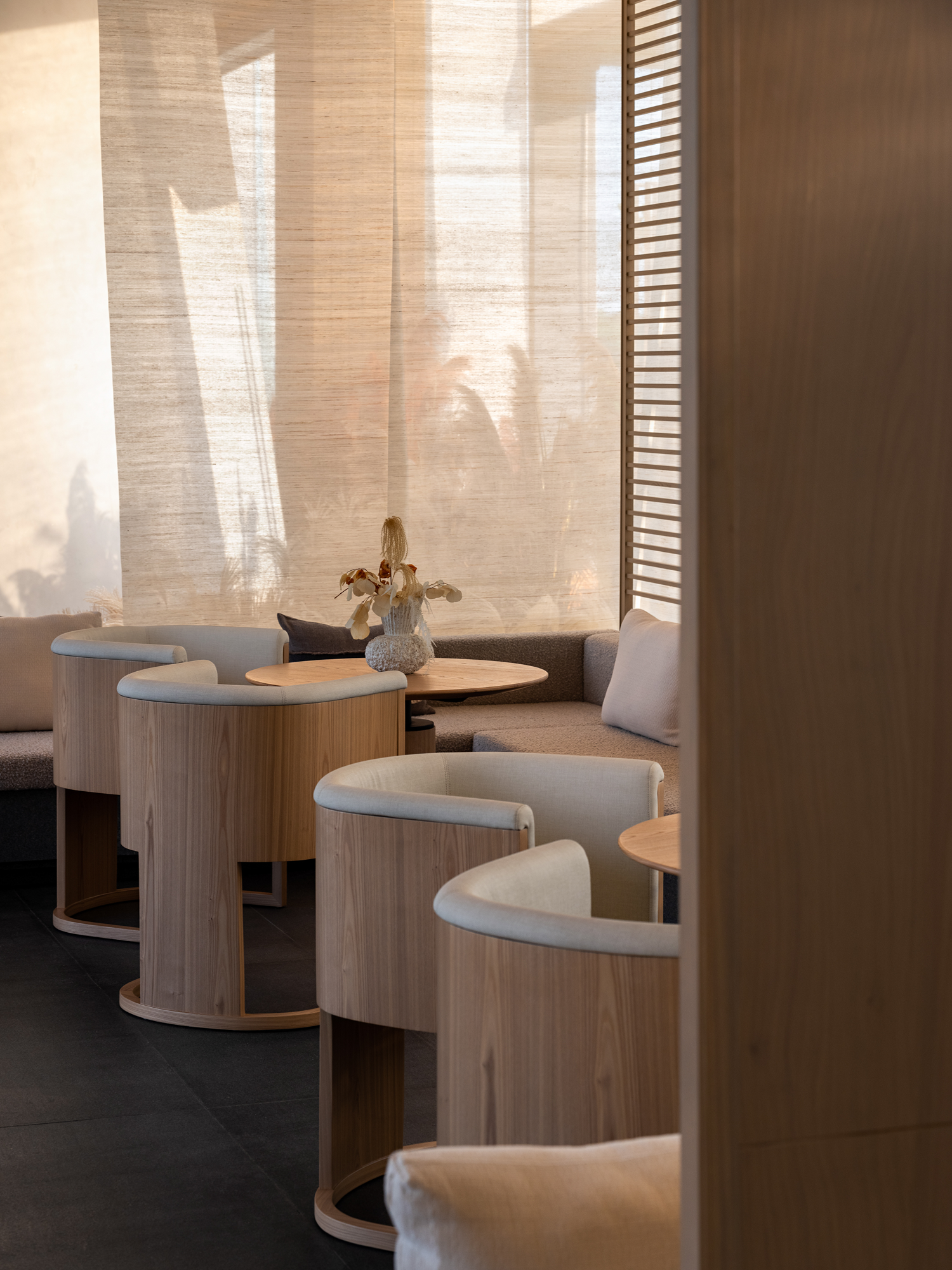 金地·湖山樾丨中国长沙丨则灵艺术×URO-42