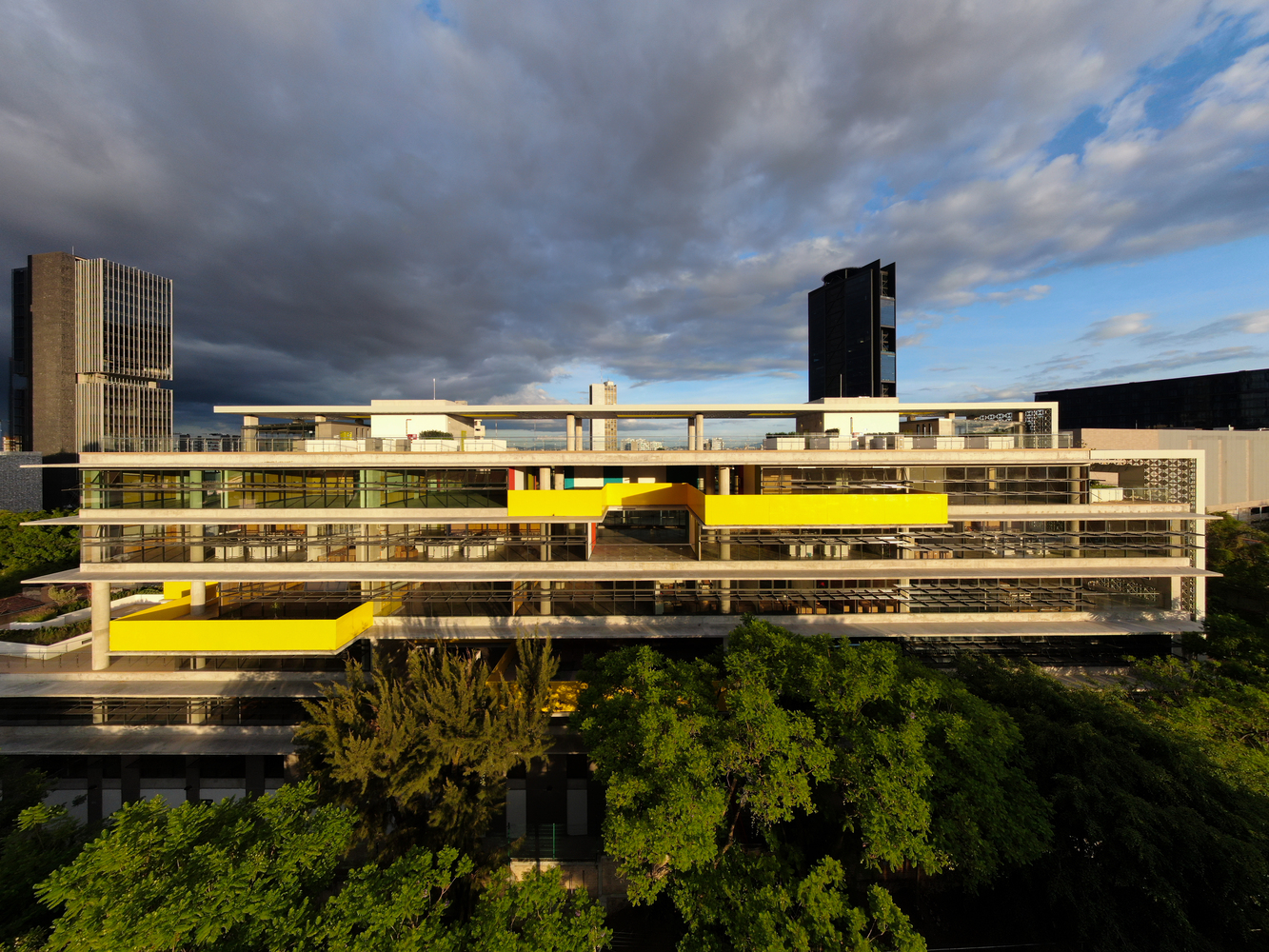 墨西哥瓜达拉哈拉美国学校基金会新校区丨Flansburgh Architects-36