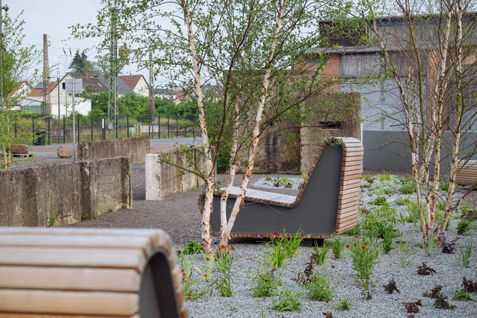 德国废弃机车房变身活力广场丨SINAI 团队-21