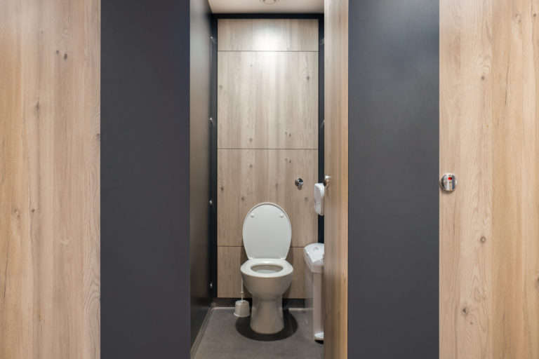 Sir William Borlase’s Grammar School – Washrooms - Envoplan-10
