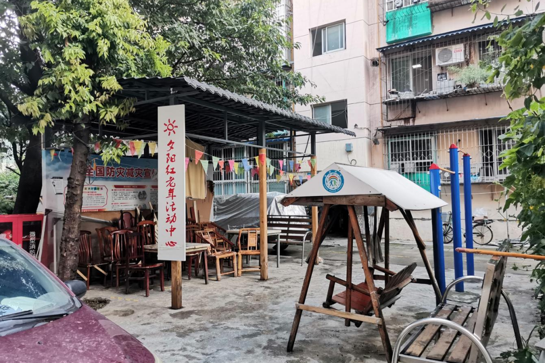 机器人加入锦江区老旧院落改造→“筑”力小区焕发新生-21