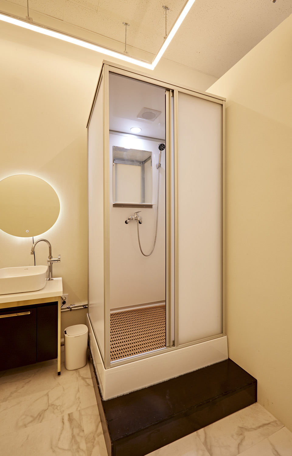 高级灰的优雅 | 13 平米小空间的精致室内设计-13