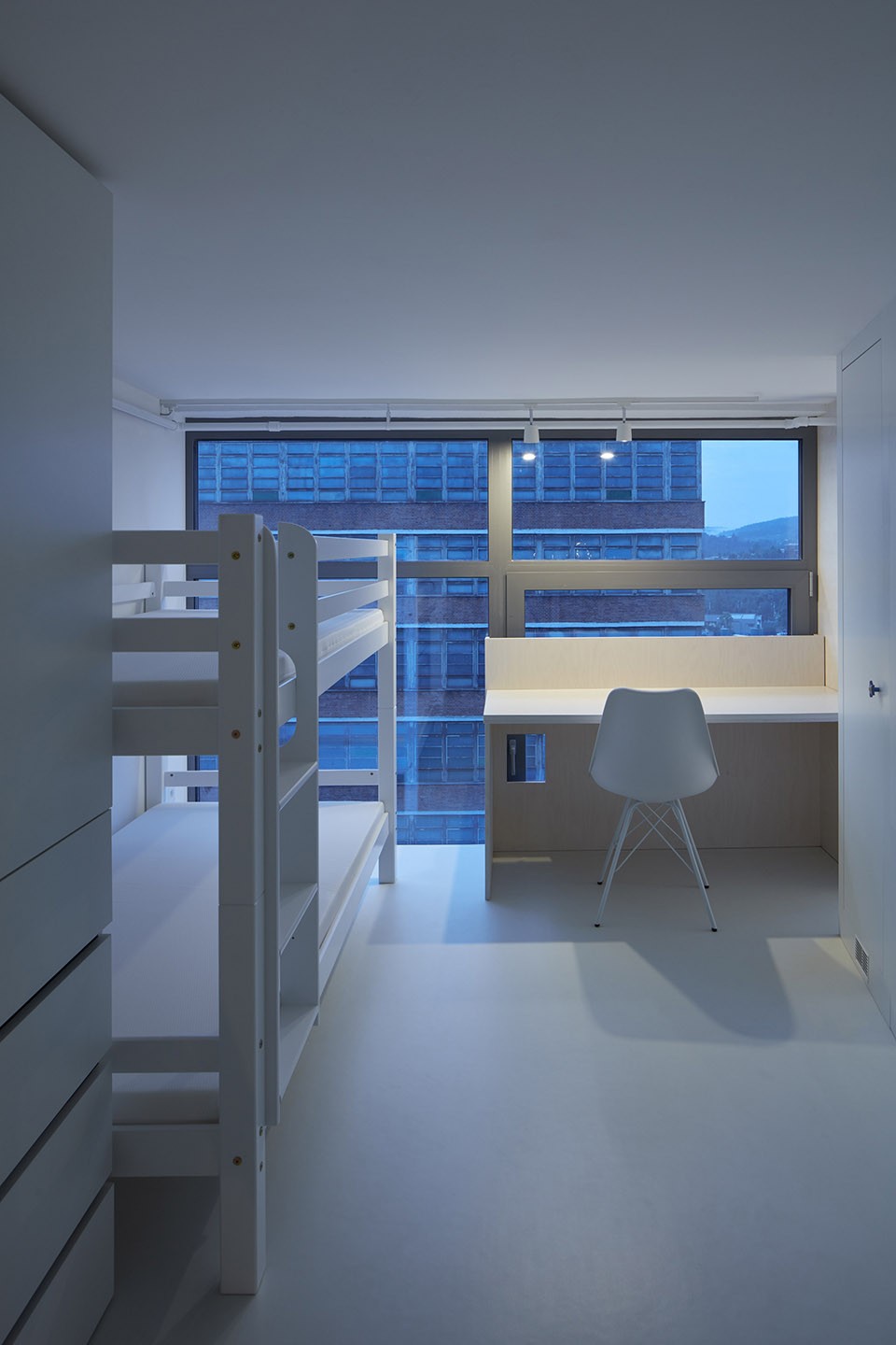 新作 | petrjanda/brainwork：捷克 兹林32号阁楼式公寓-33