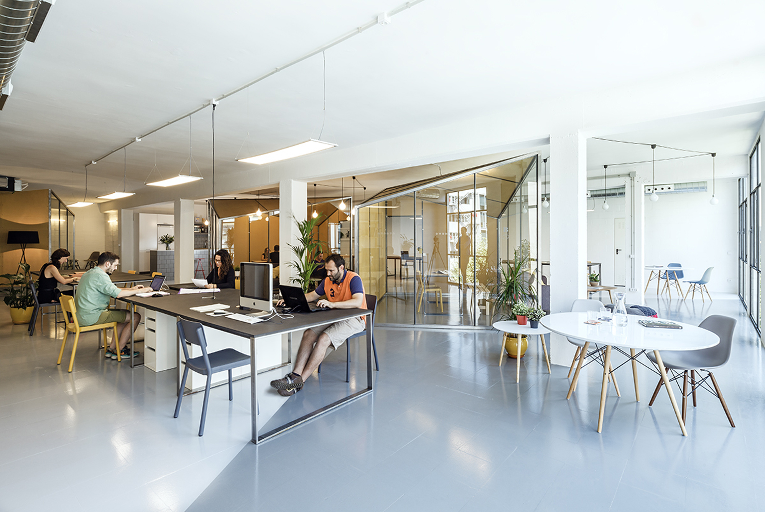 灵动体块 & 巴塞罗那ZAMNESS共享办公空间 / Nook Architects-4