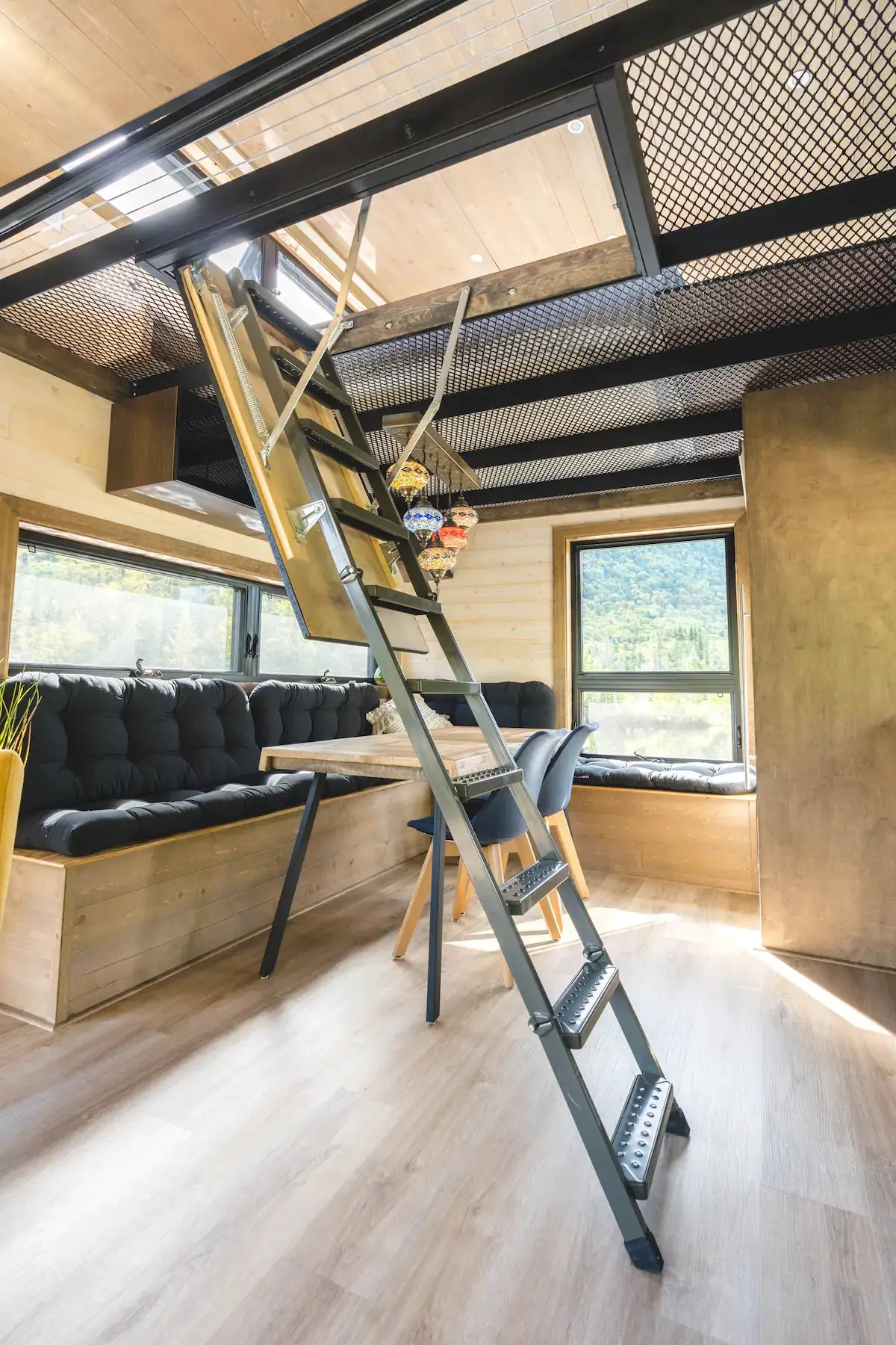 魁北克水上小屋 | 现代舒适与自然美景的完美融合-8