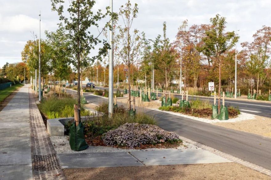 创意街区设计 | 打造人性化公共空间-49