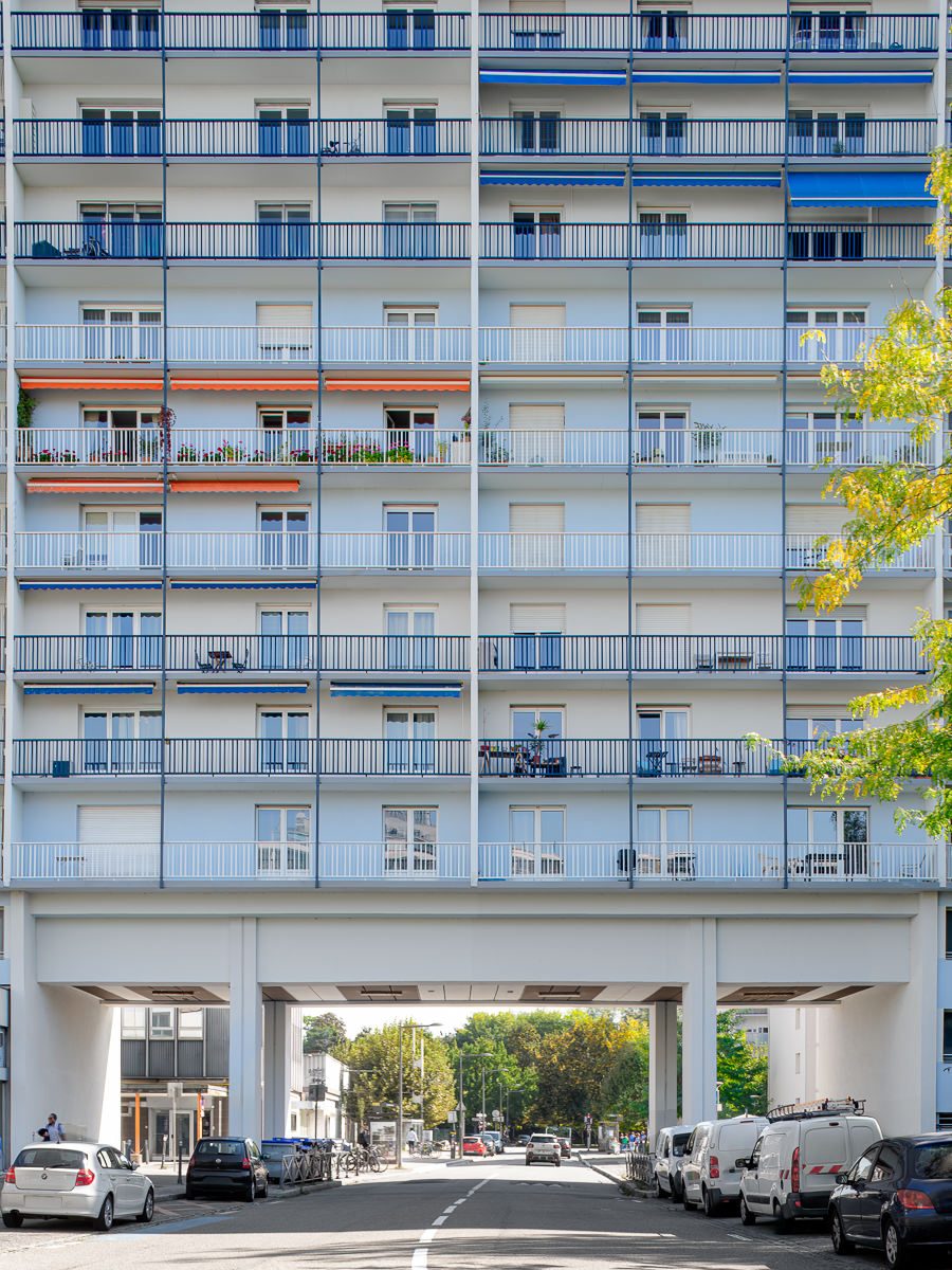 
            CNb.archi
                            / Rénovation énergétique et patrimoniale d’une copropriété emblématique à l’Esplanade
                    -18