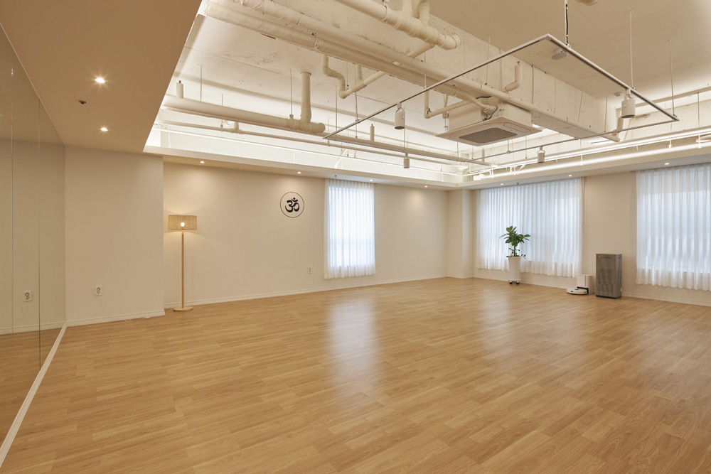 40 坪高级瑜伽空间，舒适氛围的室内设计佳作-12