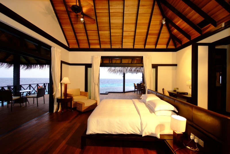Beach House Iruveli - Maldives-11