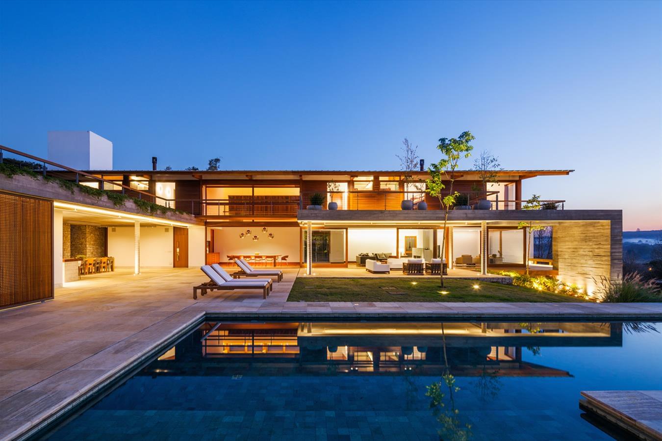 巴西 Bragança Paulista 斜坡住宅-1