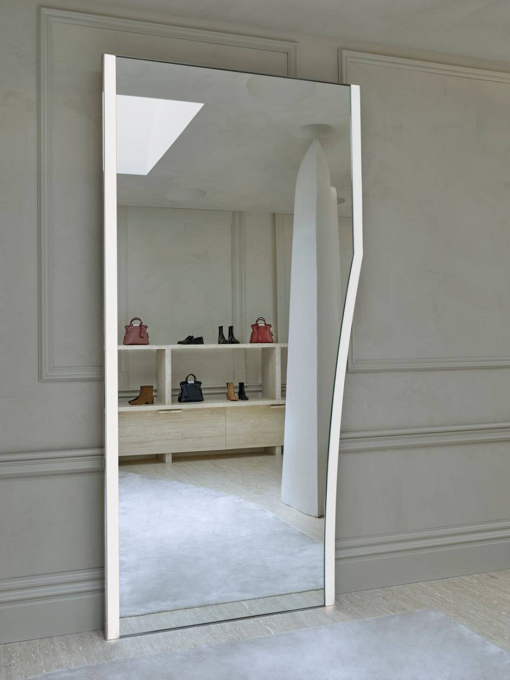 玛姬拉珠宝世家旗舰店丨英国伦敦丨安妮·霍尔特罗普工作室-5