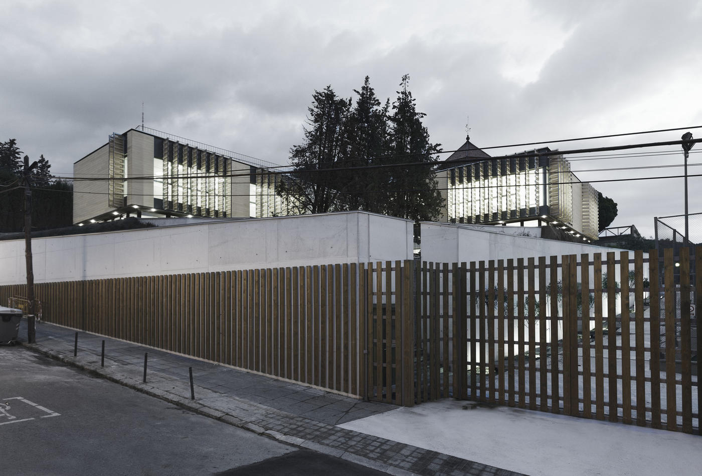 土地之吻 · 拥抱阳光的生态建筑-0